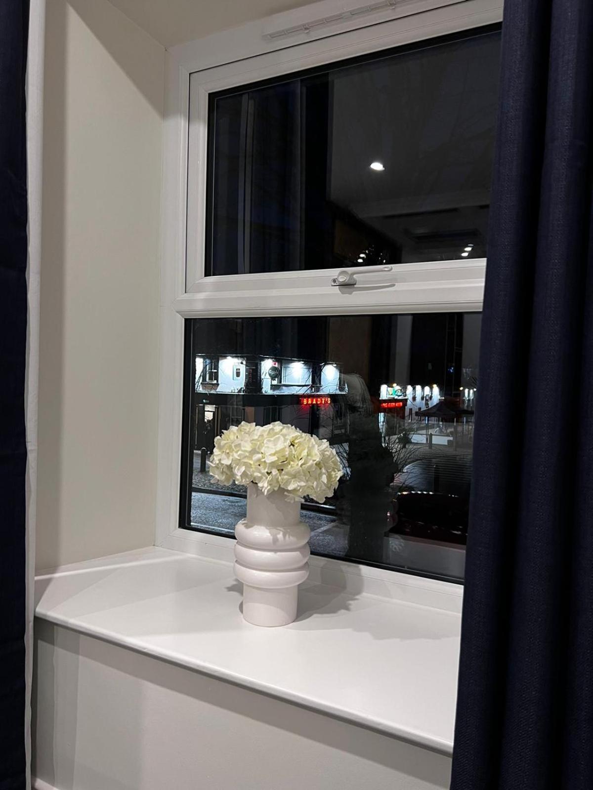 53 Luxury Rooms Maynooth Kültér fotó